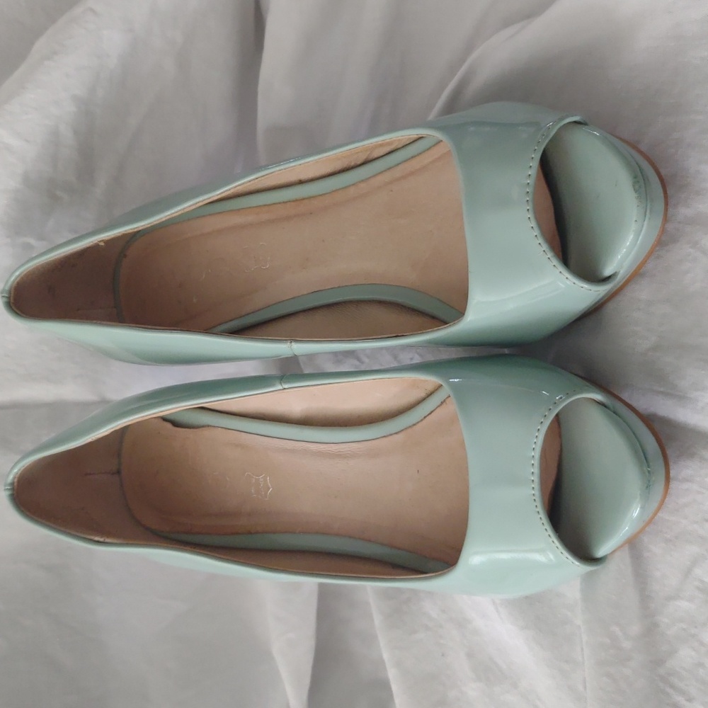 Aldo Peeptoe Pumps Size 8